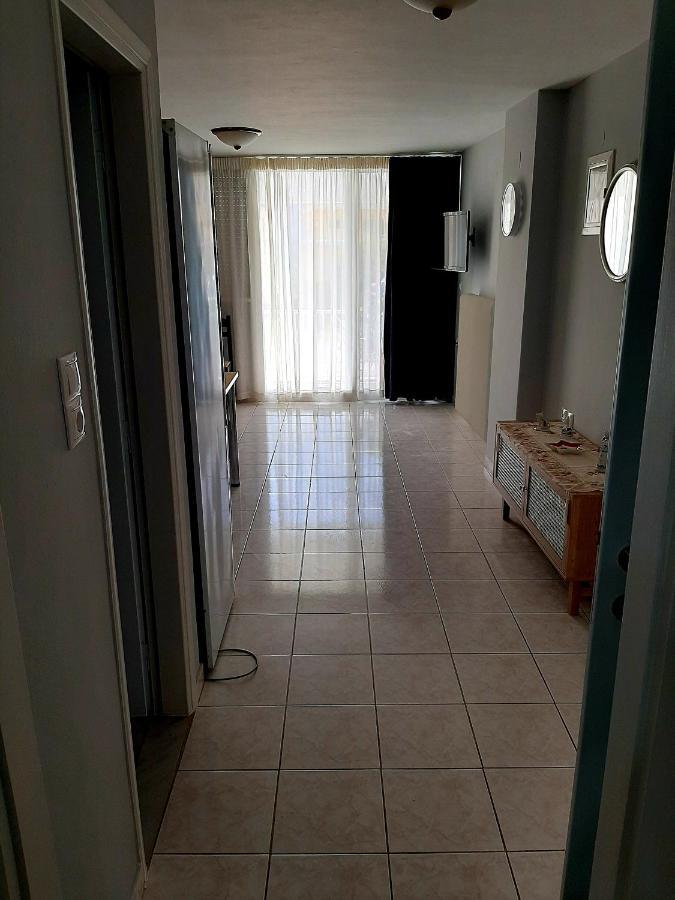 Holidays 2 Apartment