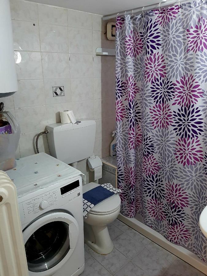 Holidays 2 Apartment *